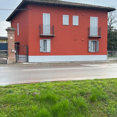 Vrenozi Home Plasencia Exterior foto