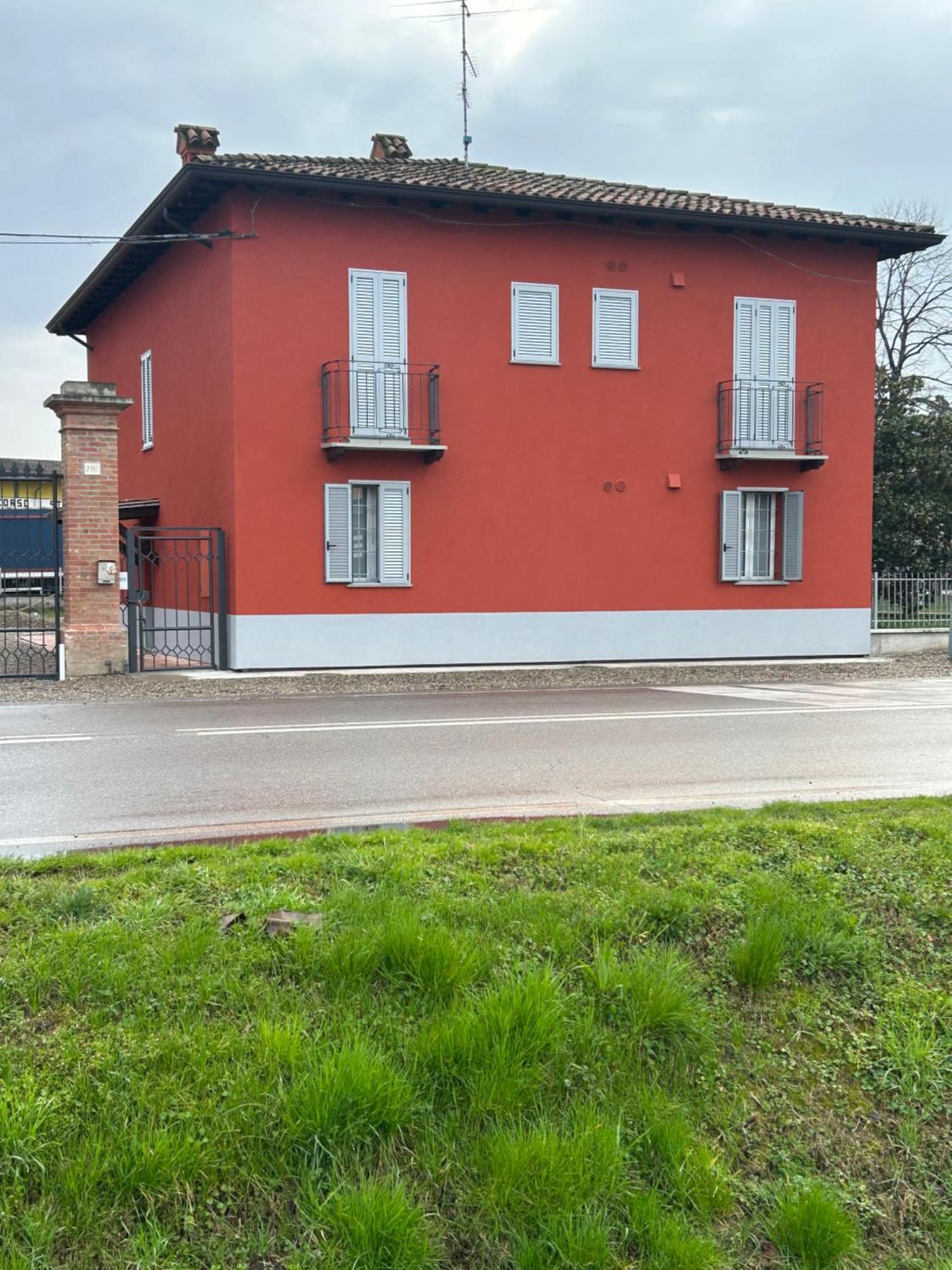 Vrenozi Home Plasencia Exterior foto